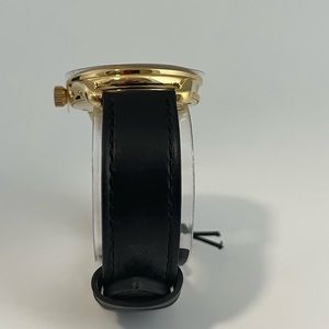 A brand new Nixon watch